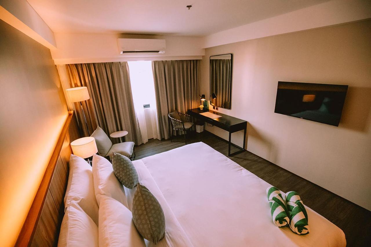 קוואיאן The Maximilian Hotel מראה חיצוני תמונה