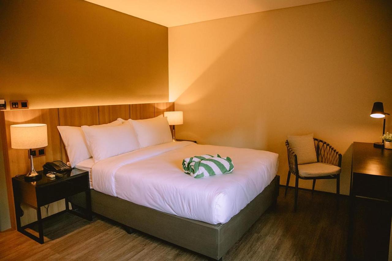 קוואיאן The Maximilian Hotel מראה חיצוני תמונה