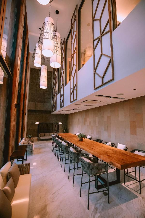 קוואיאן The Maximilian Hotel מראה חיצוני תמונה